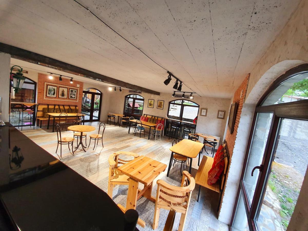 Nino Ratiani'S Guesthouse Mestia Eksteriør bilde