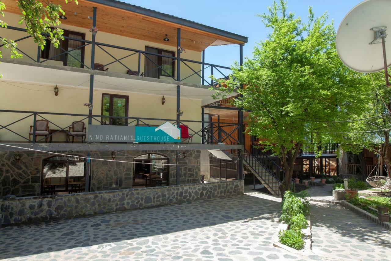 Nino Ratiani'S Guesthouse Mestia Eksteriør bilde
